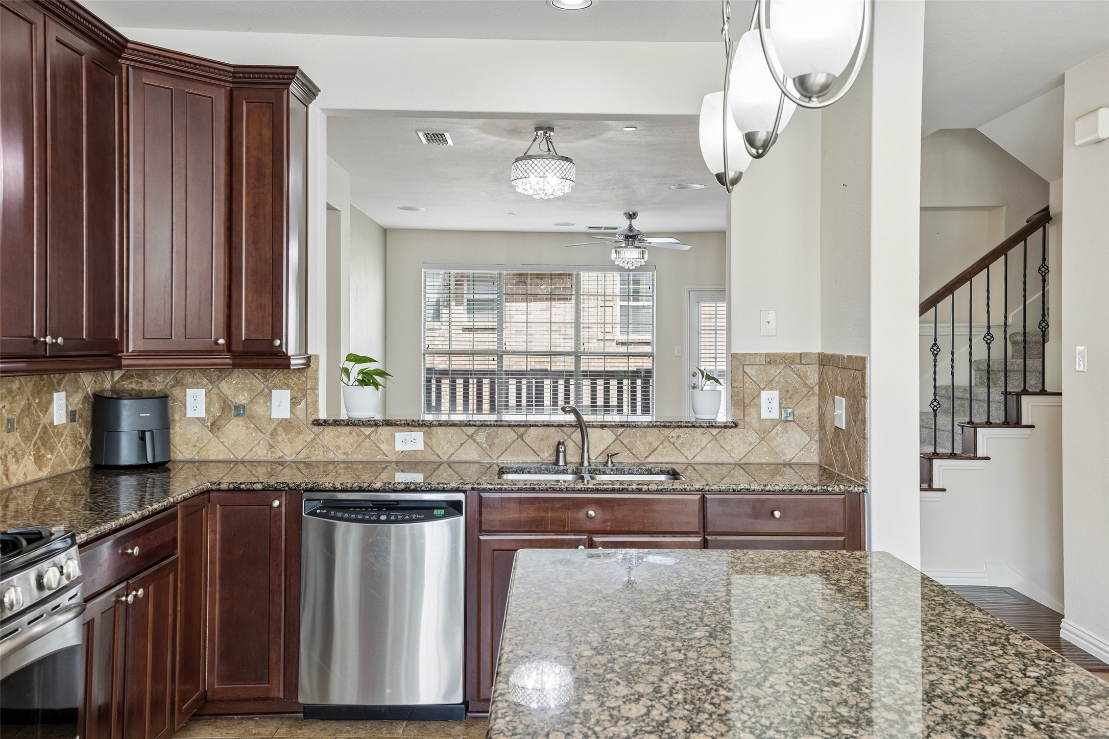 7889 Morven Park Irving TX 75063
