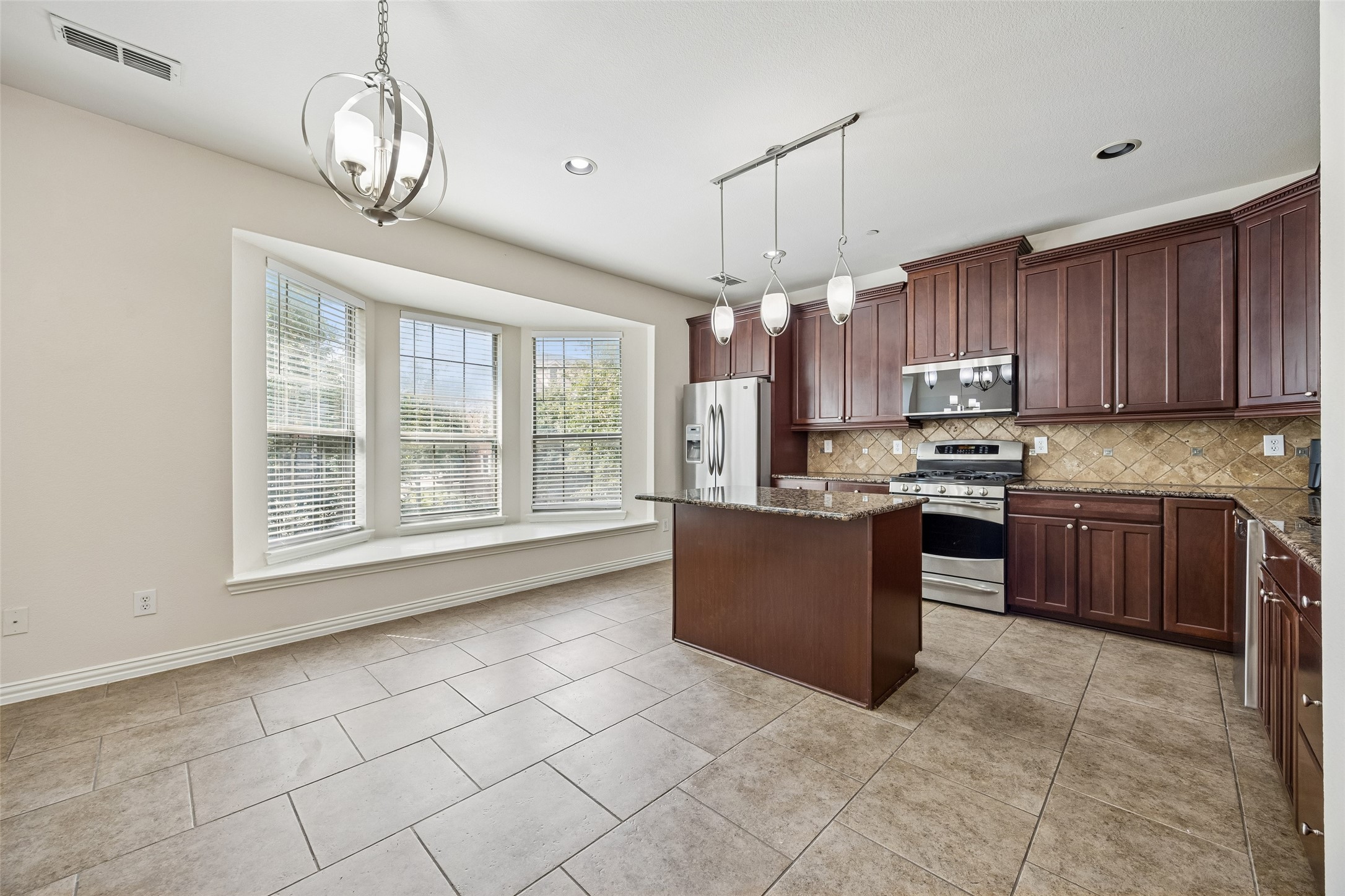 7889 Morven Park Irving TX 75063