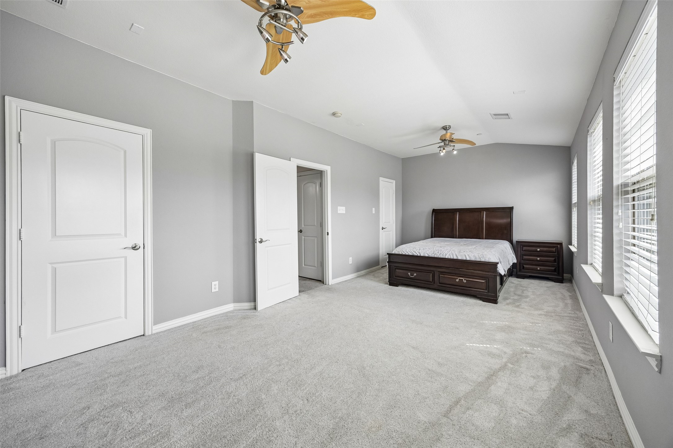 7889 Morven Park Irving TX 75063