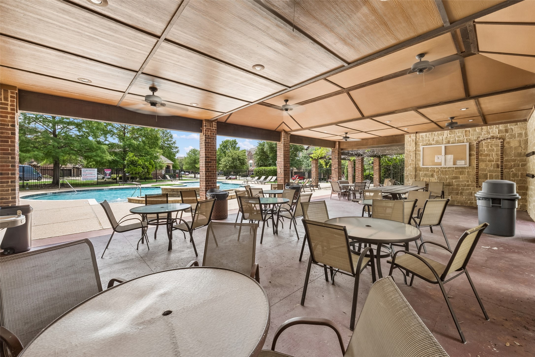 7889 Morven Park Irving TX 75063