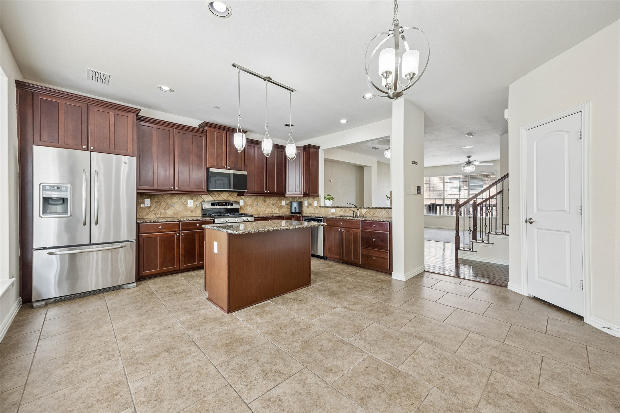 7889 Morven Park Irving TX 75063
