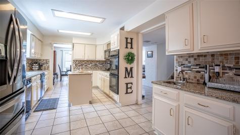 2410 S Graham Drive Arlington TX 76013