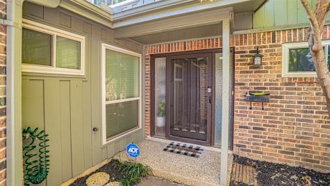 2410 S Graham Drive Arlington TX 76013