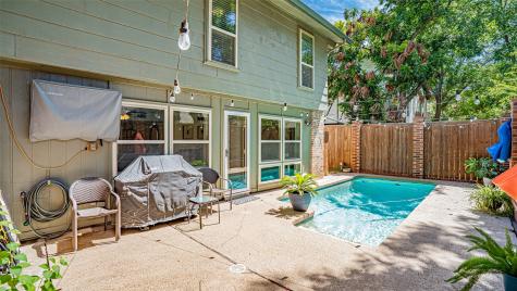 2410 S Graham Drive Arlington TX 76013