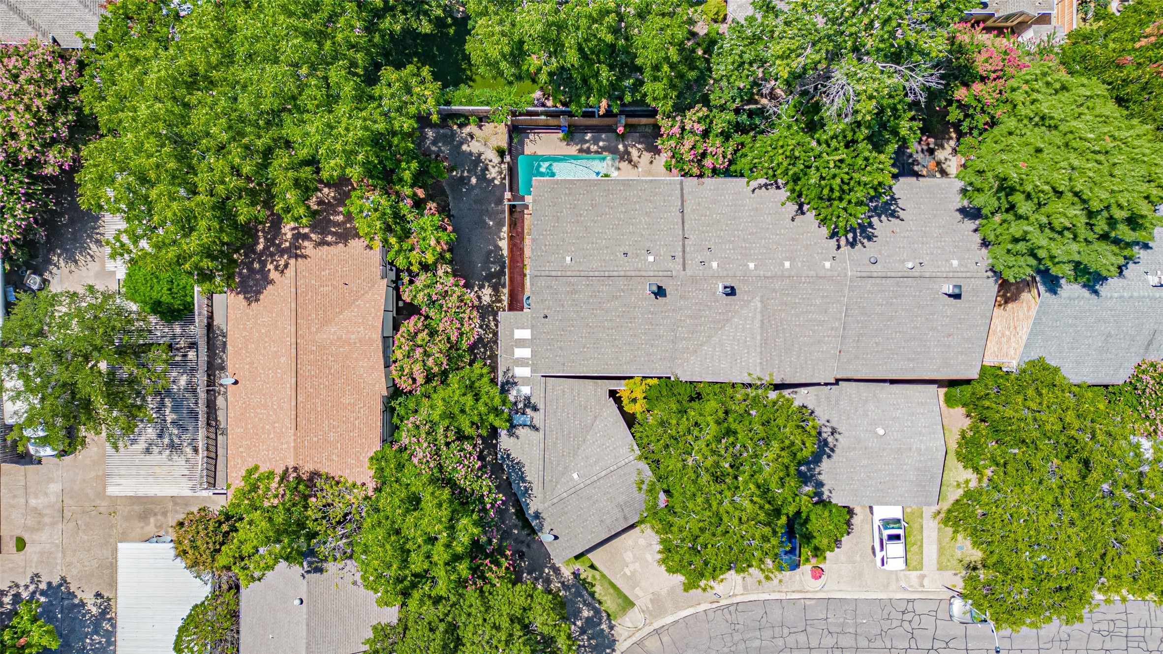 2410 S Graham Drive Arlington TX 76013