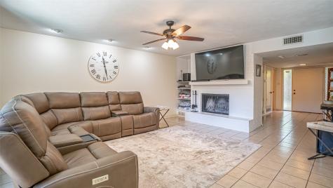 2410 S Graham Drive Arlington TX 76013