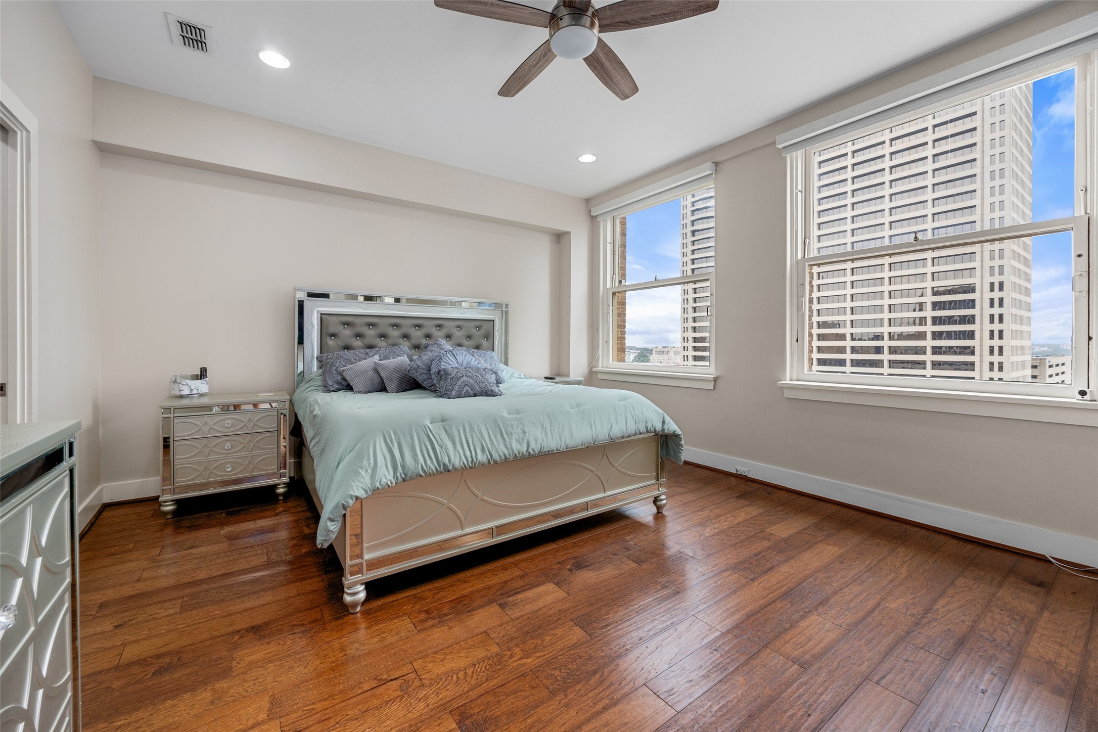 411 W 7th Street Fort Worth TX 76102