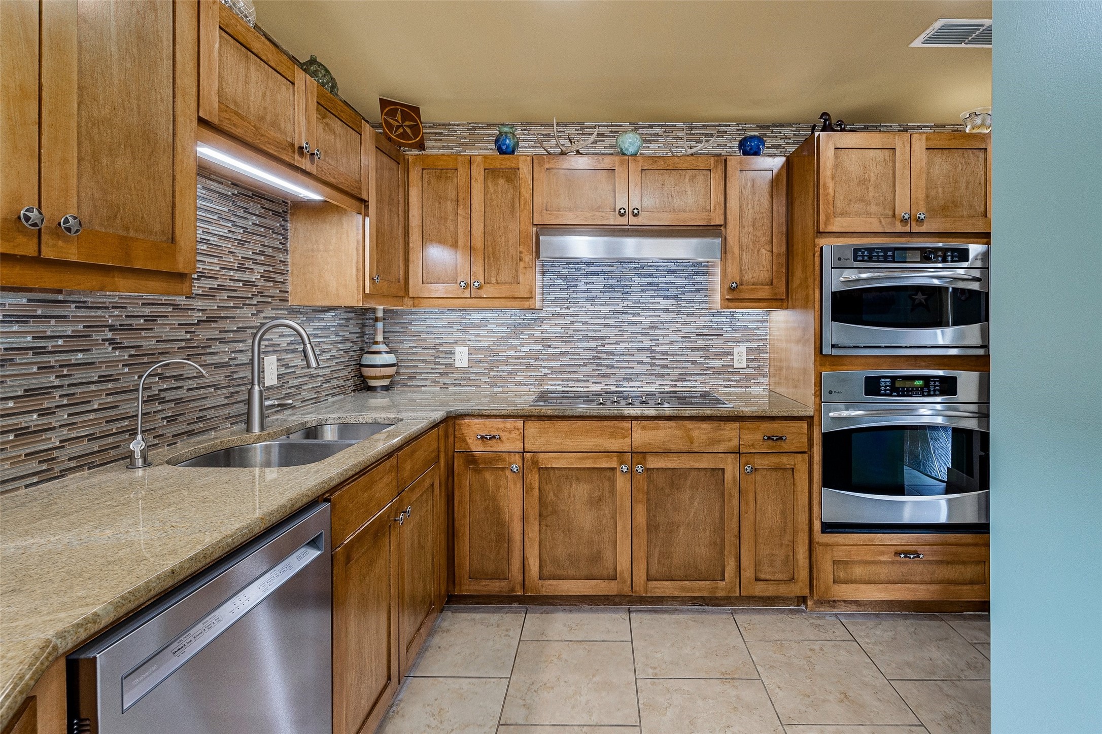 411 W 7th Street Fort Worth TX 76102