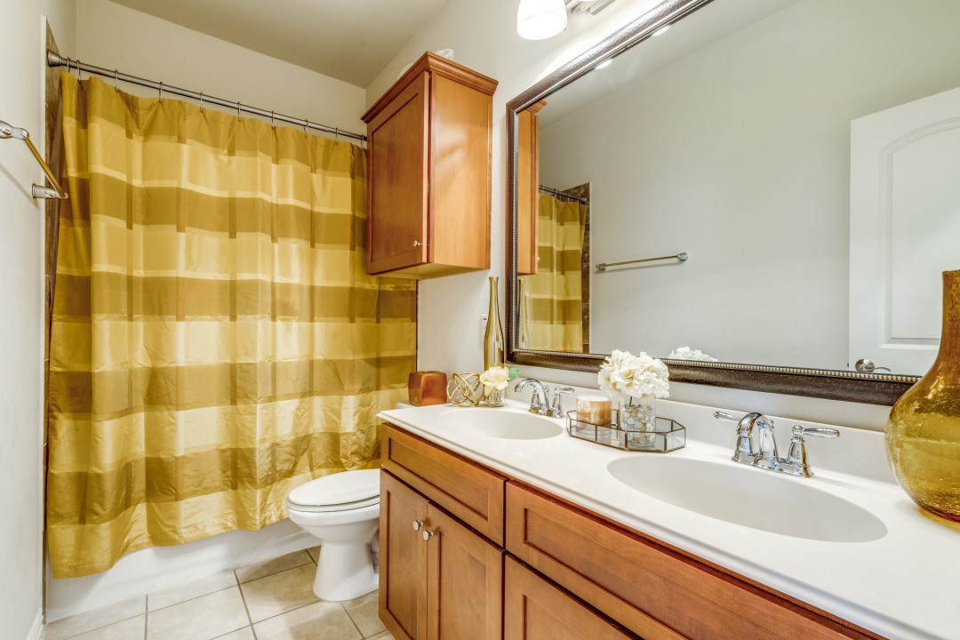 3932 Asbury Lane Addison TX 75001