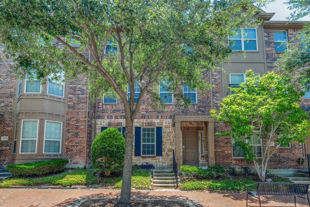 3932 Asbury Lane Addison TX 75001