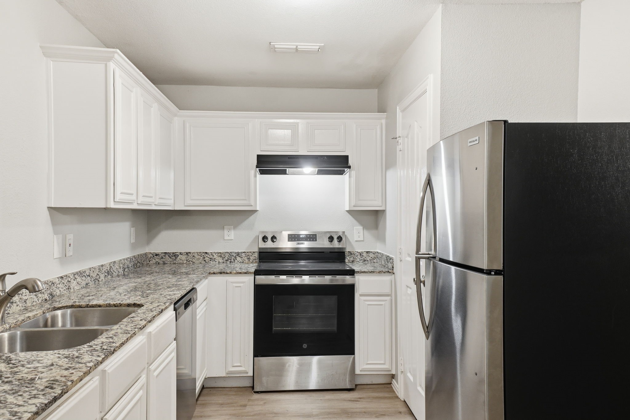 238 Creek Cove Drive Dallas TX 75217