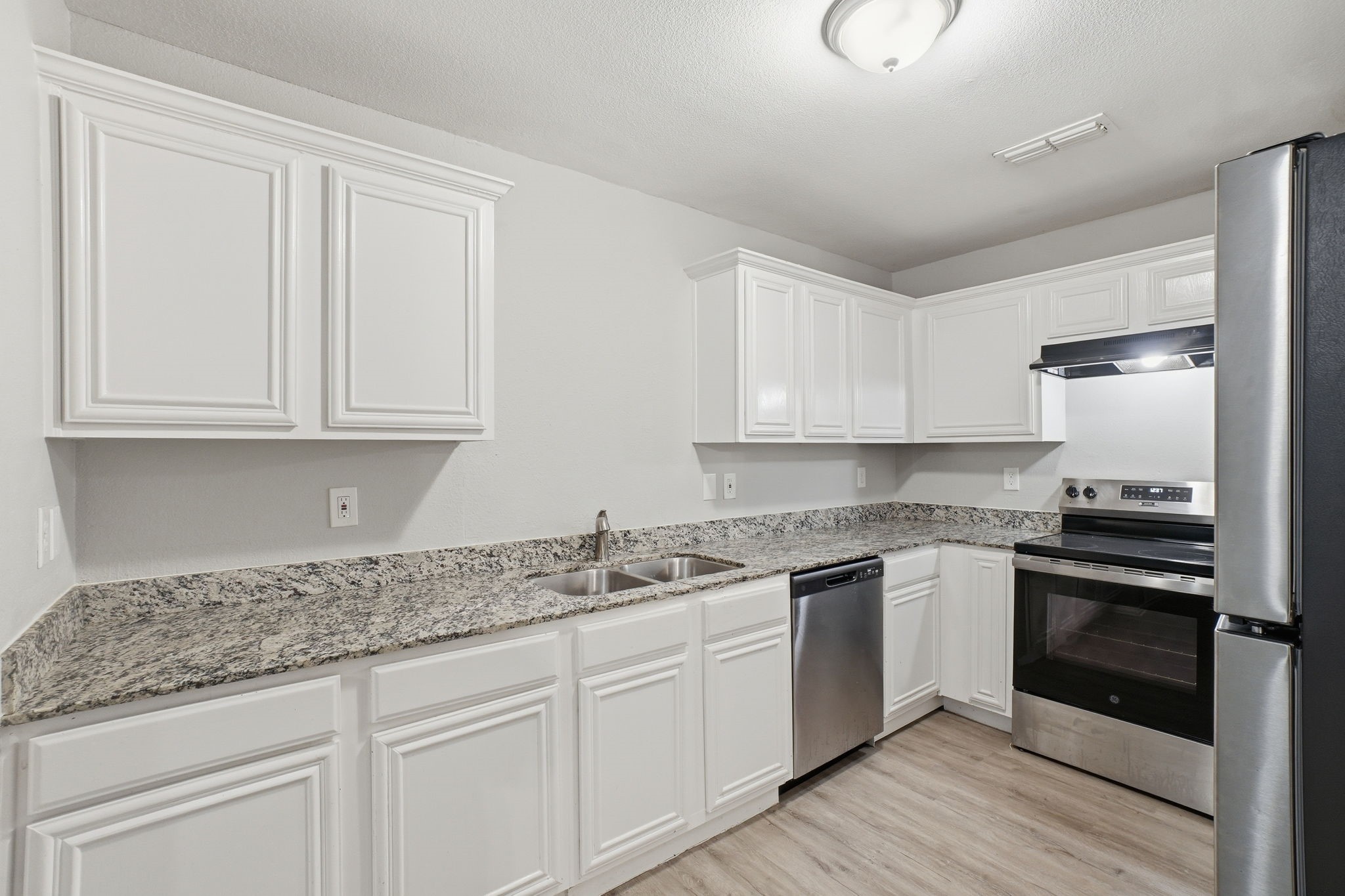 238 Creek Cove Drive Dallas TX 75217