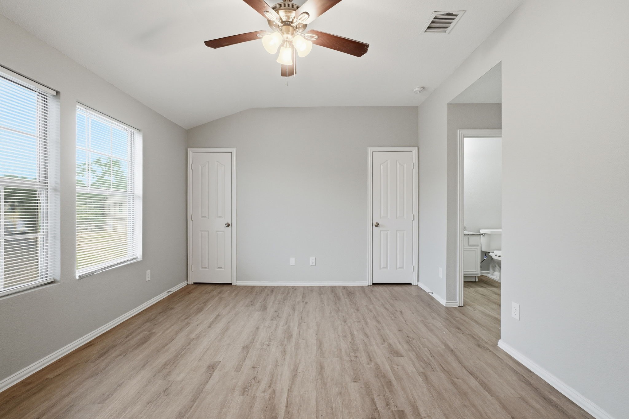 238 Creek Cove Drive Dallas TX 75217