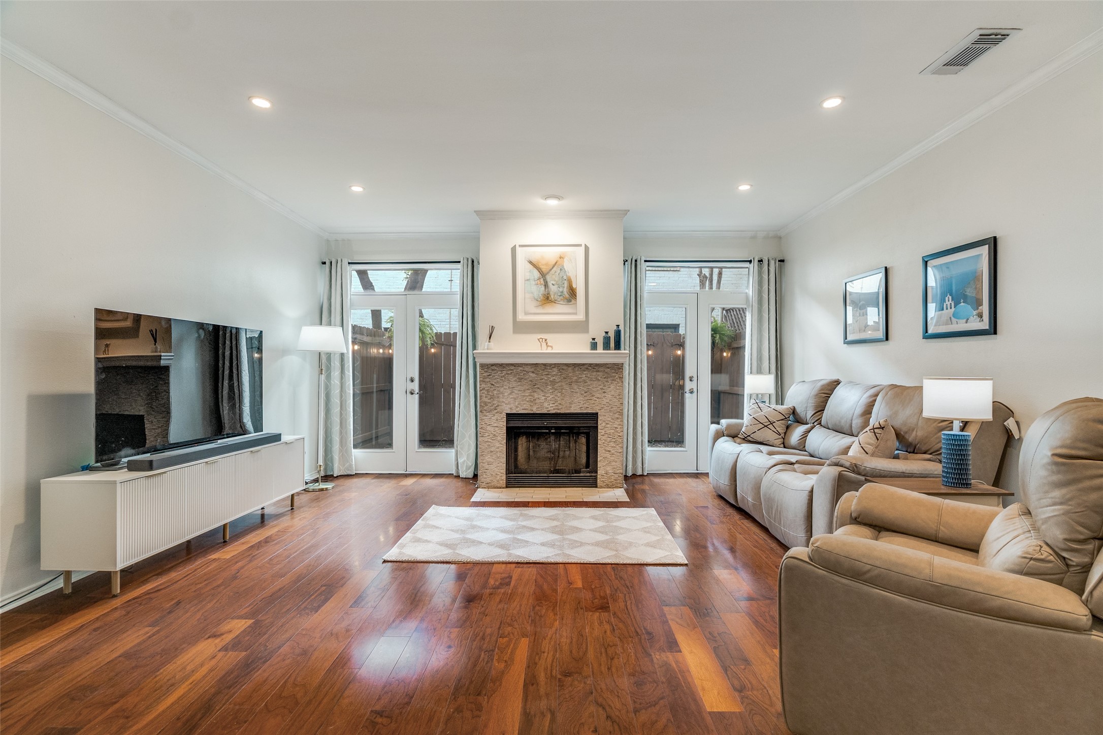 4307 Gilbert Avenue Dallas TX 75219