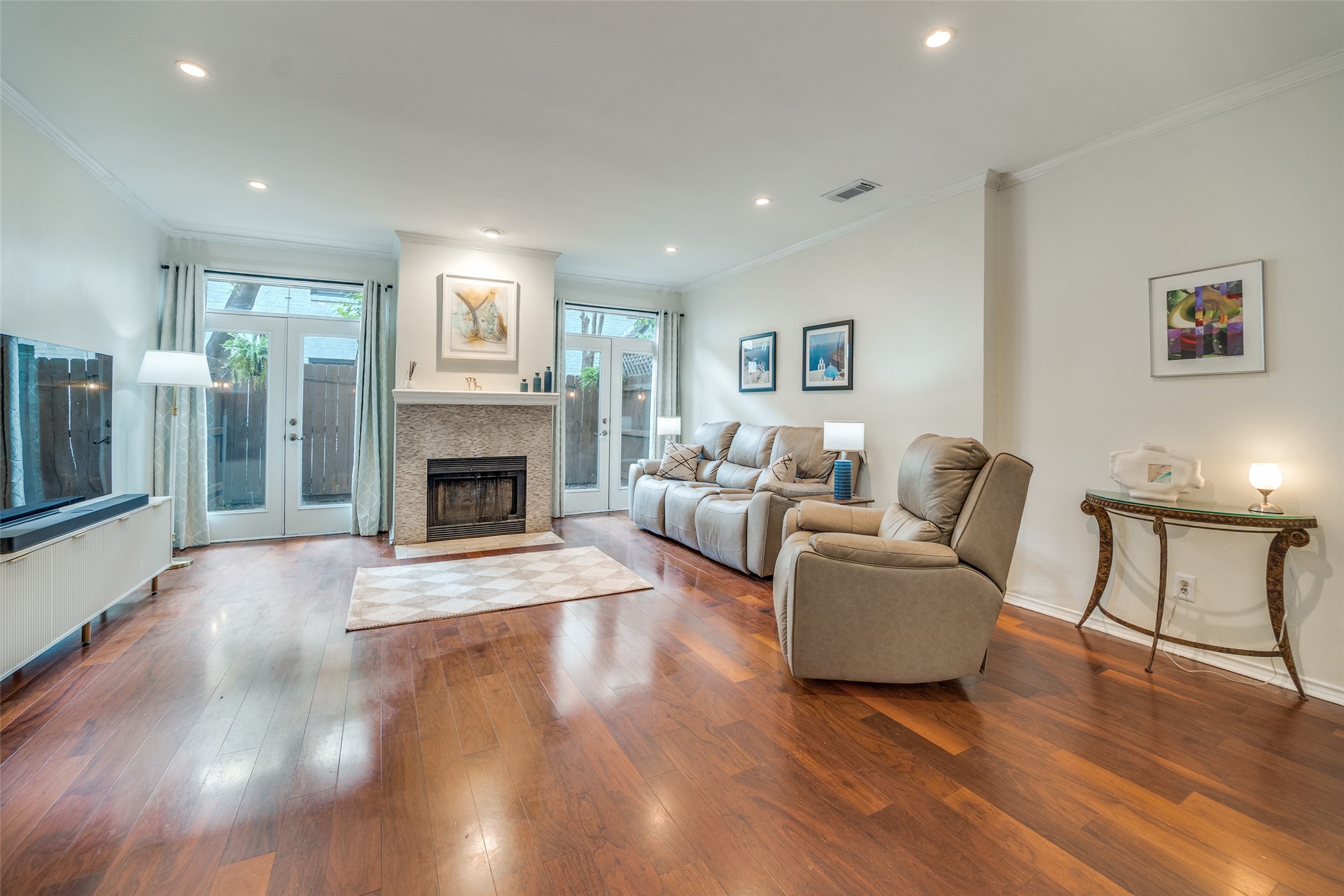 4307 Gilbert Avenue Dallas TX 75219
