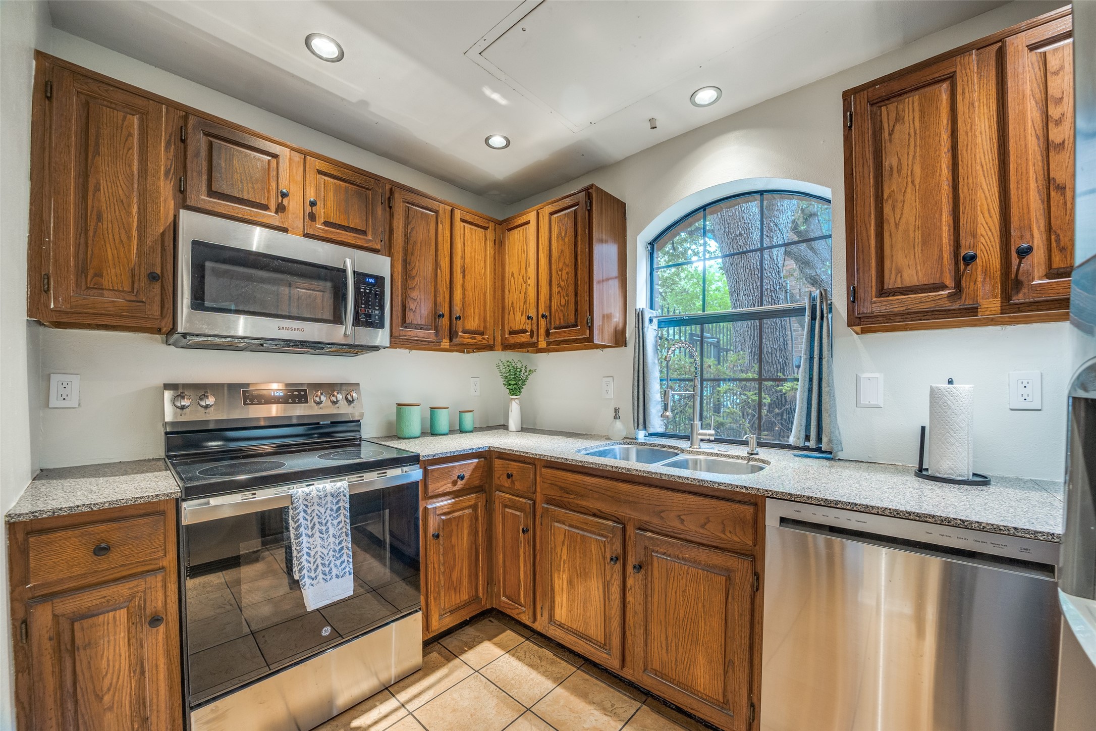 4307 Gilbert Avenue Dallas TX 75219