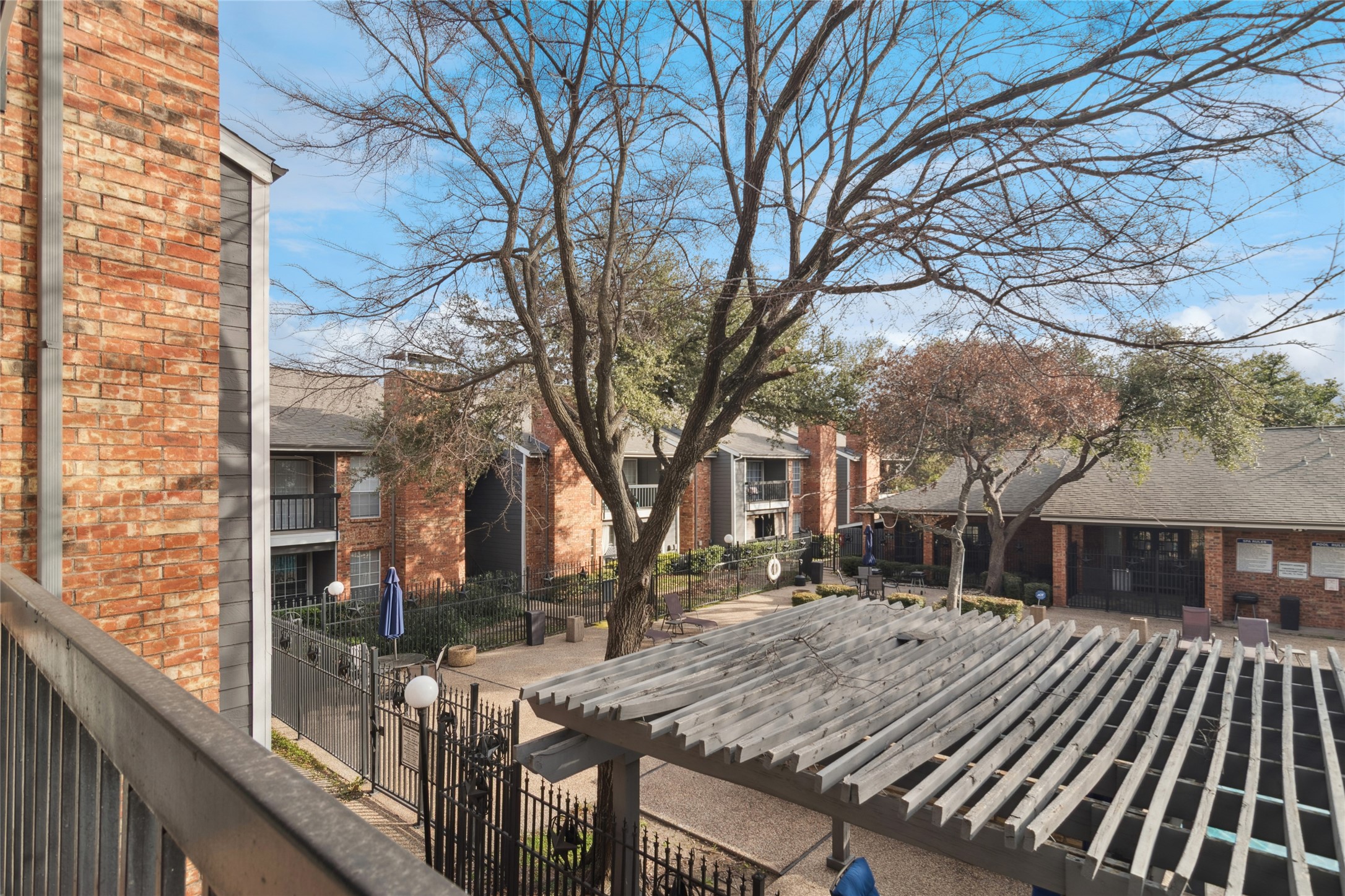 18333 Roehampton Drive Dallas TX 75252