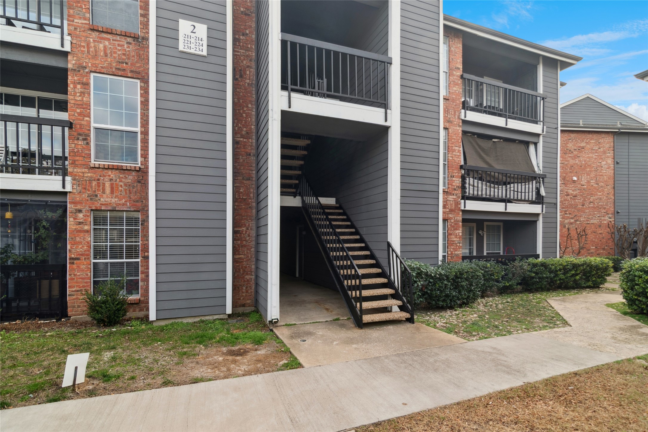 18333 Roehampton Drive Dallas TX 75252