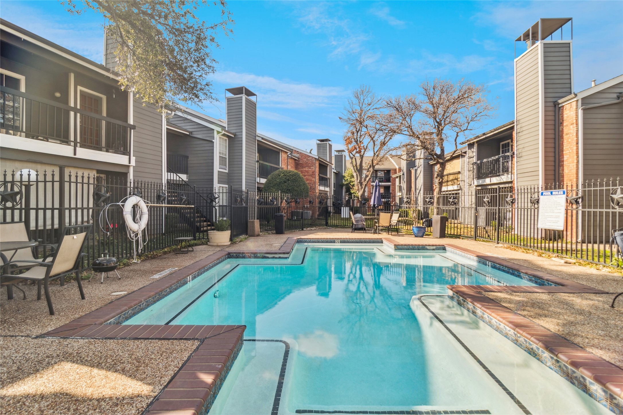 18333 Roehampton Drive Dallas TX 75252