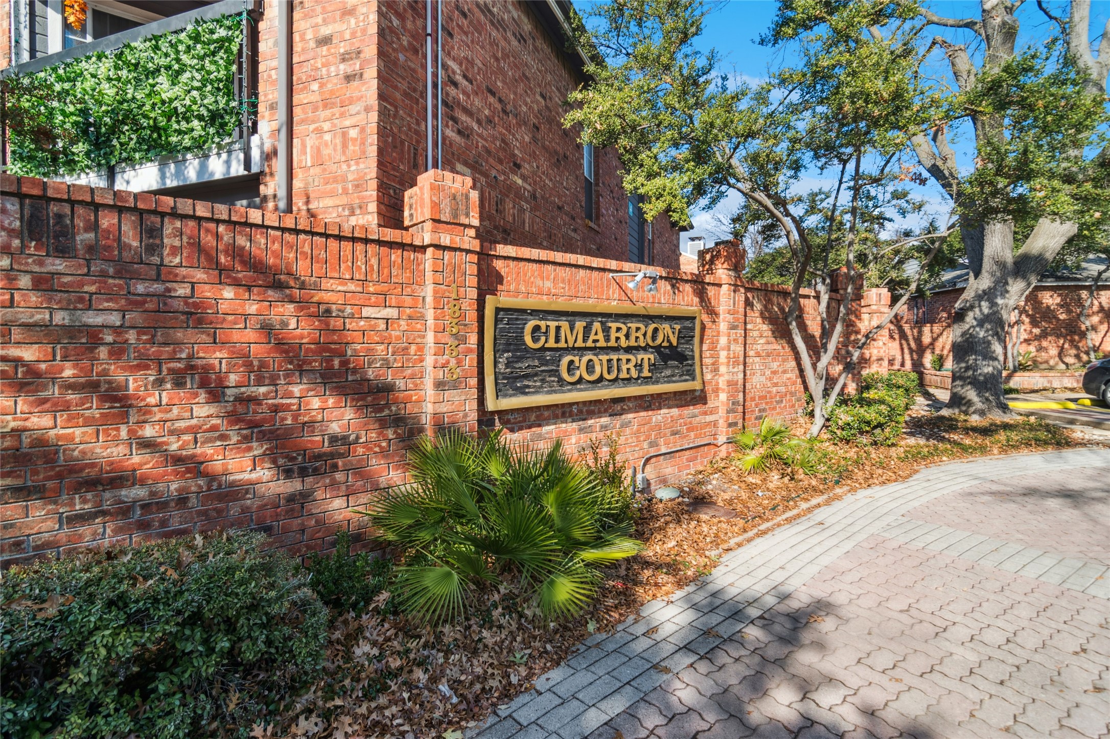 18333 Roehampton Drive Dallas TX 75252