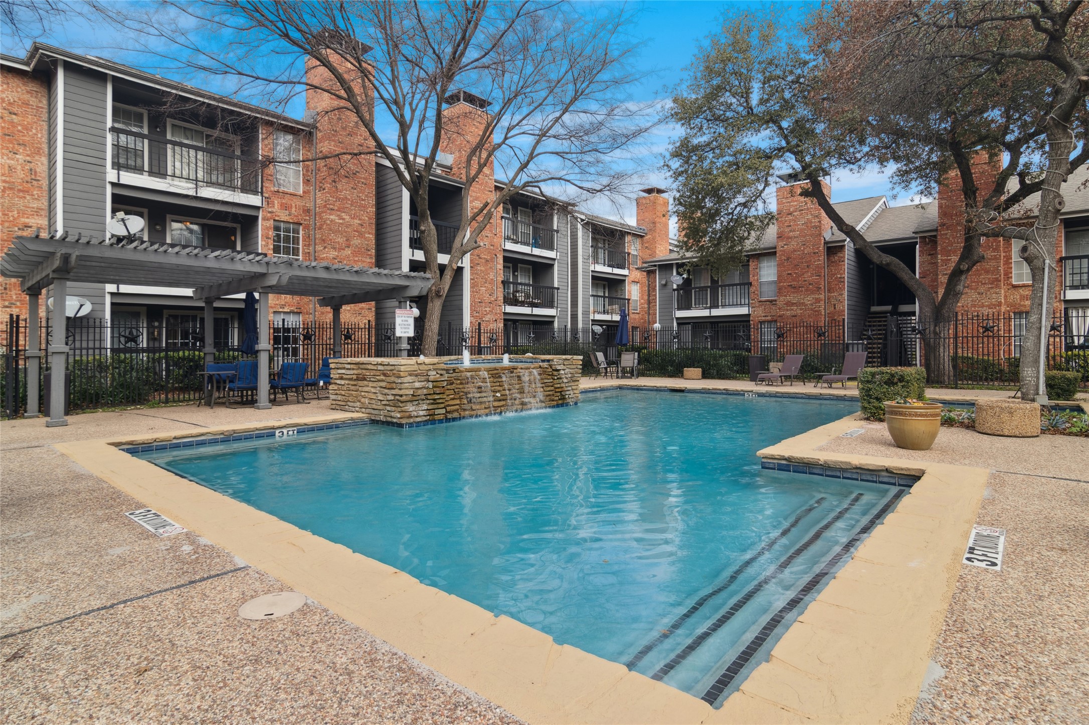 18333 Roehampton Drive Dallas TX 75252