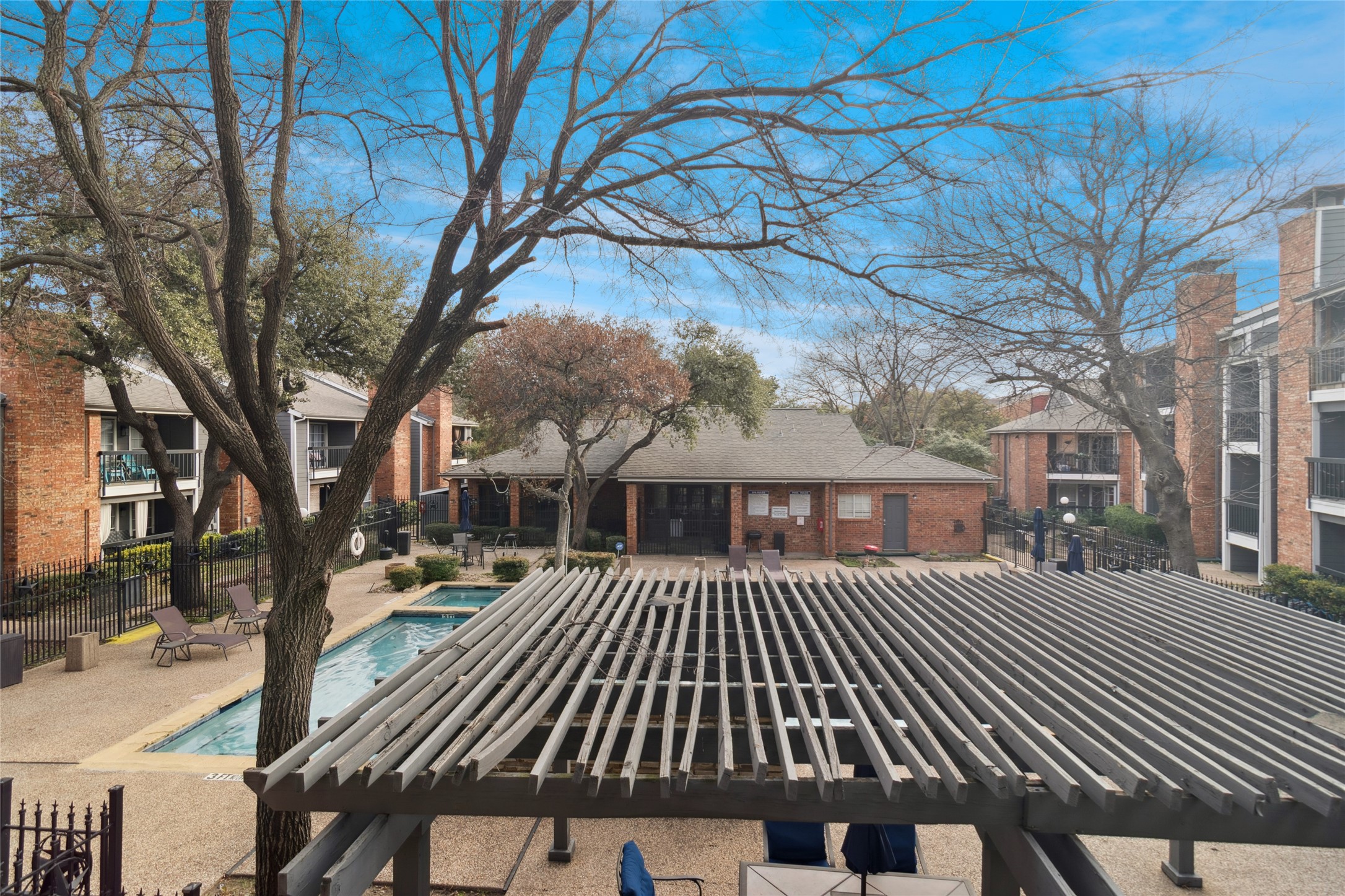 18333 Roehampton Drive Dallas TX 75252