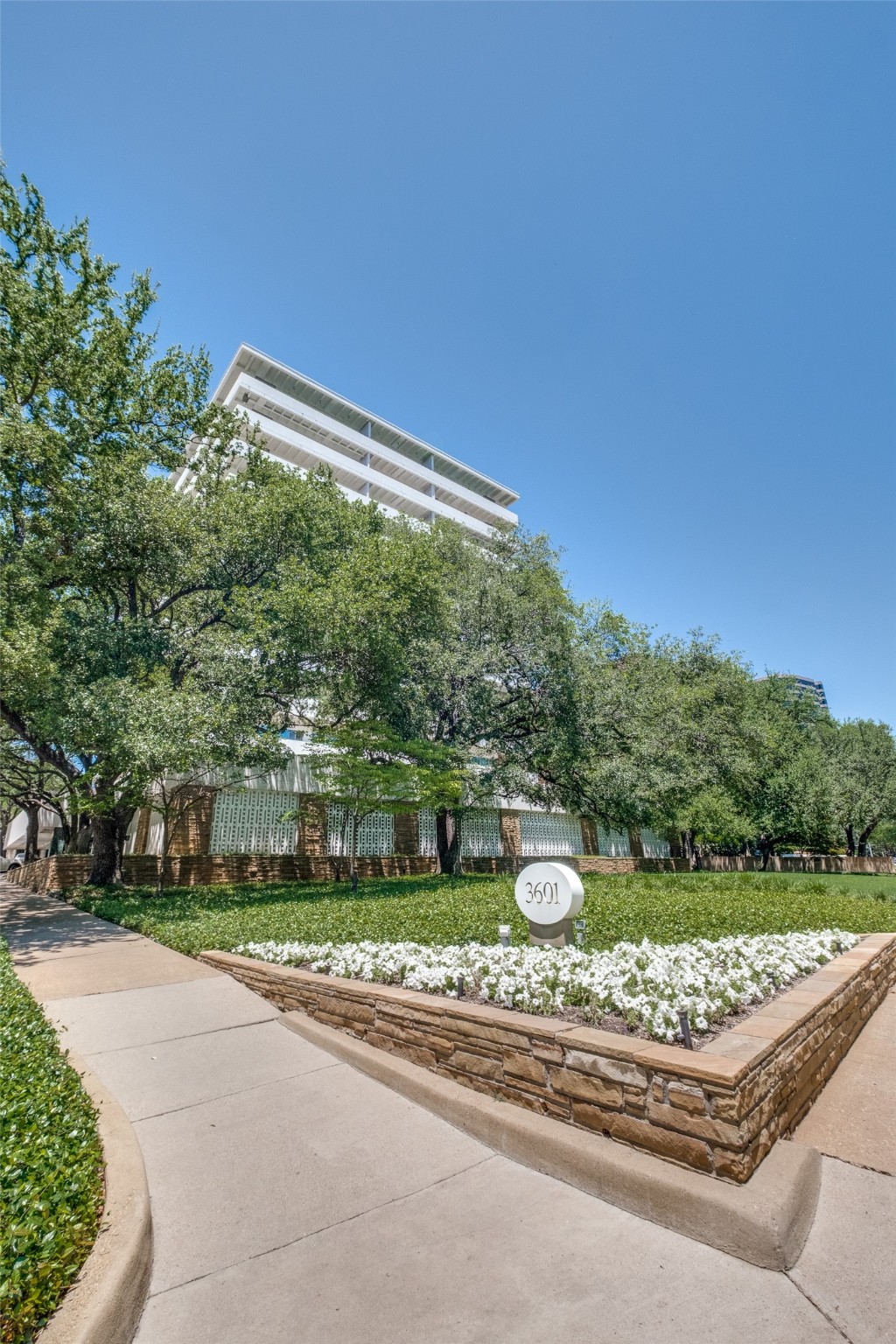 3601 Turtle Creek Boulevard Dallas TX 75219