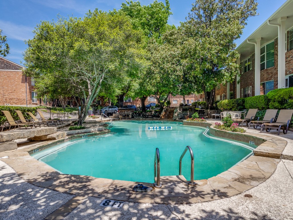 5005 Cedar Springs Road Dallas TX 75235