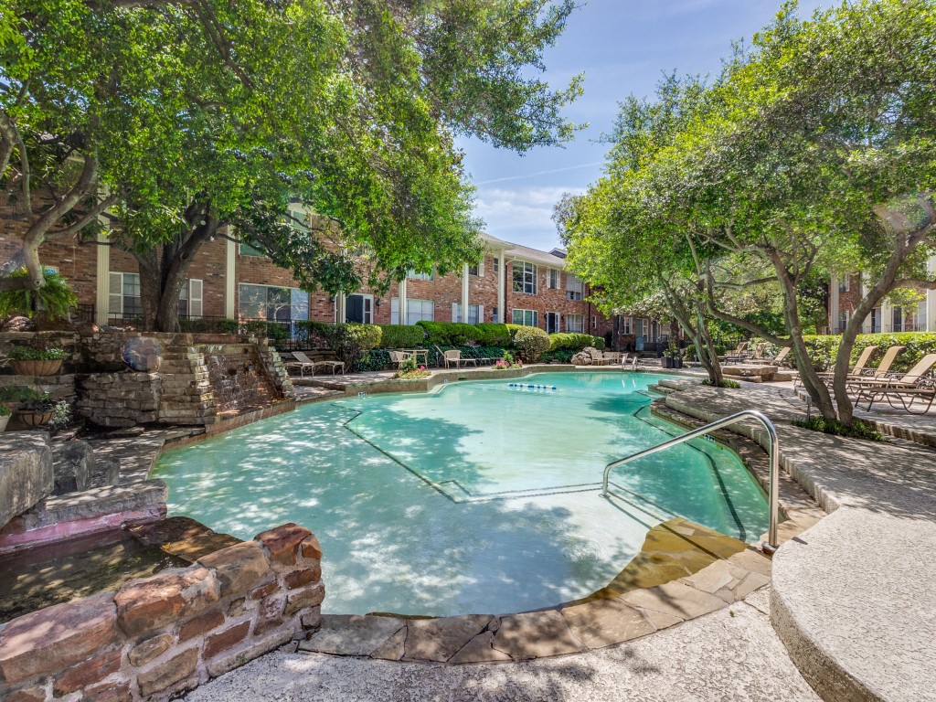 5005 Cedar Springs Road Dallas TX 75235