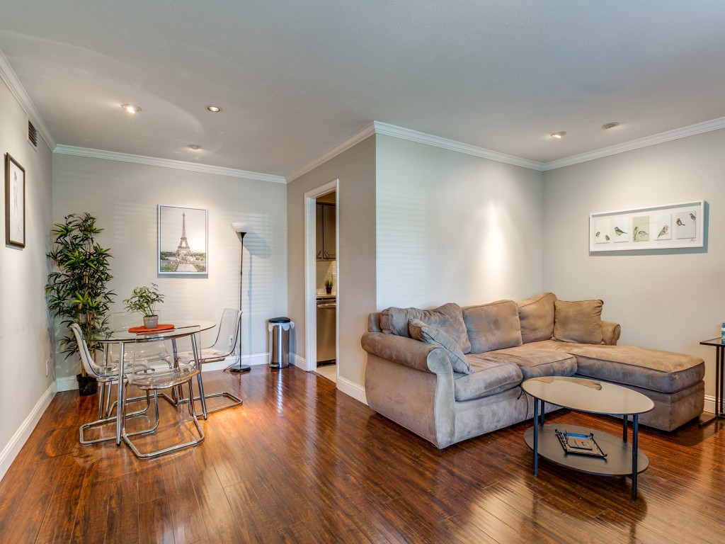 5005 Cedar Springs Road Dallas TX 75235