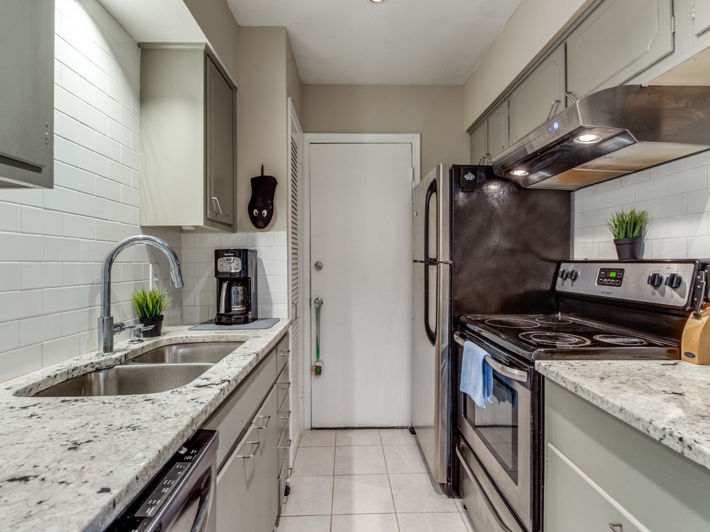 5005 Cedar Springs Road Dallas TX 75235