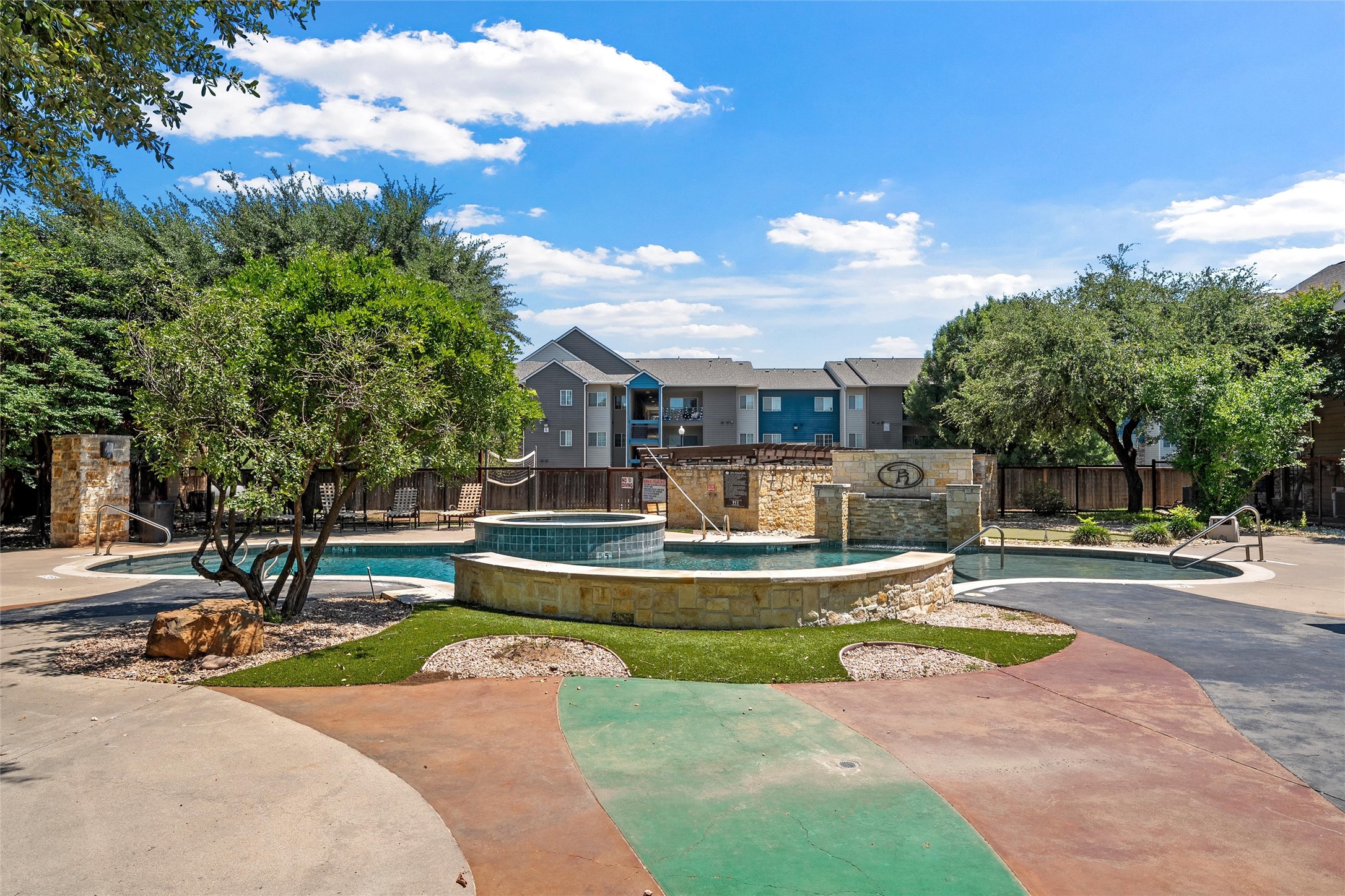2410 S 2nd Street Waco TX 76706