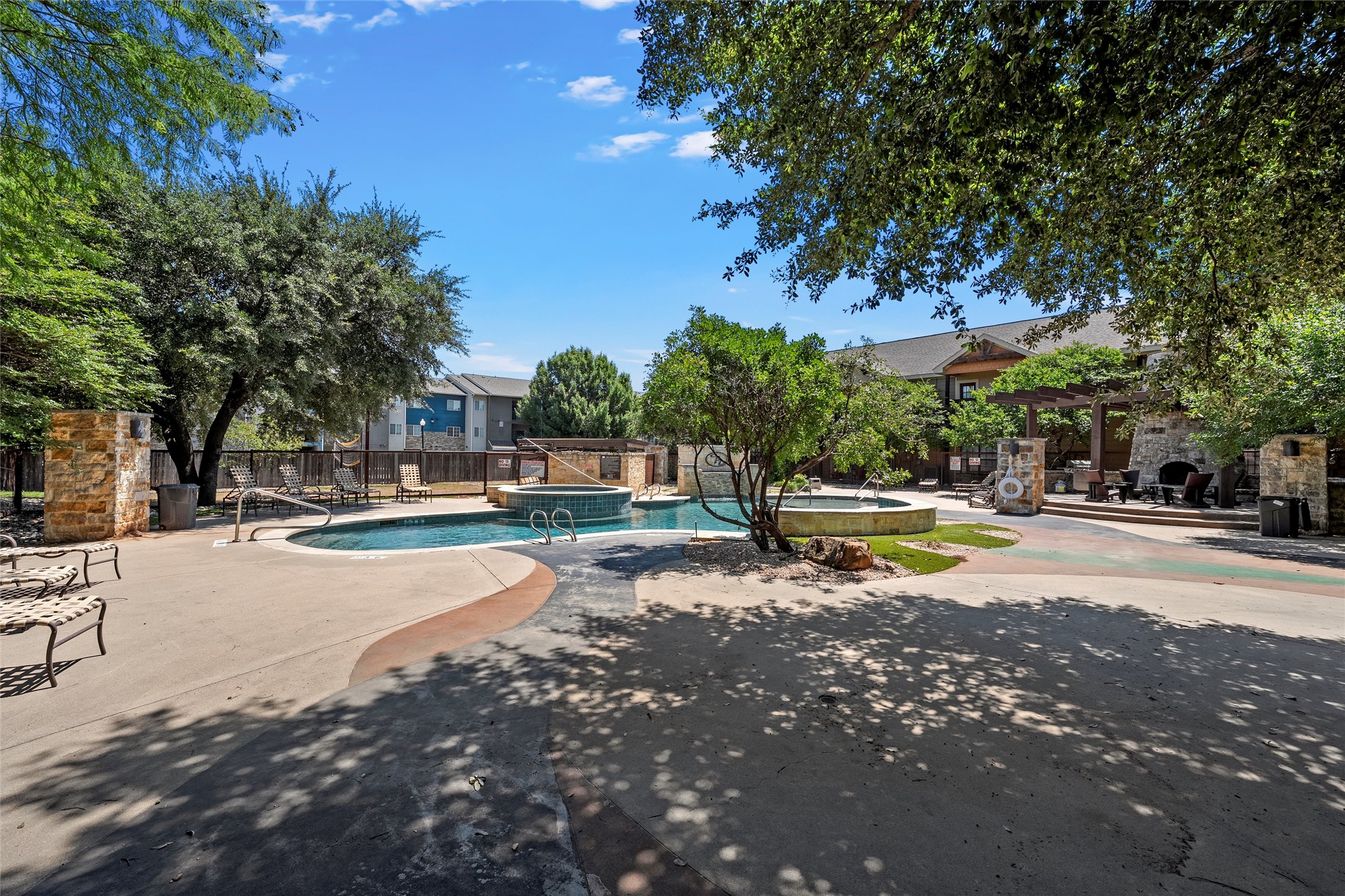 2410 S 2nd Street Waco TX 76706