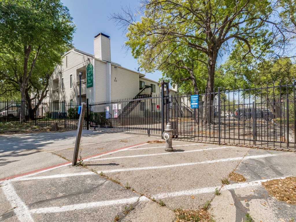 7431 Holly Hill Drive Dallas TX 75231