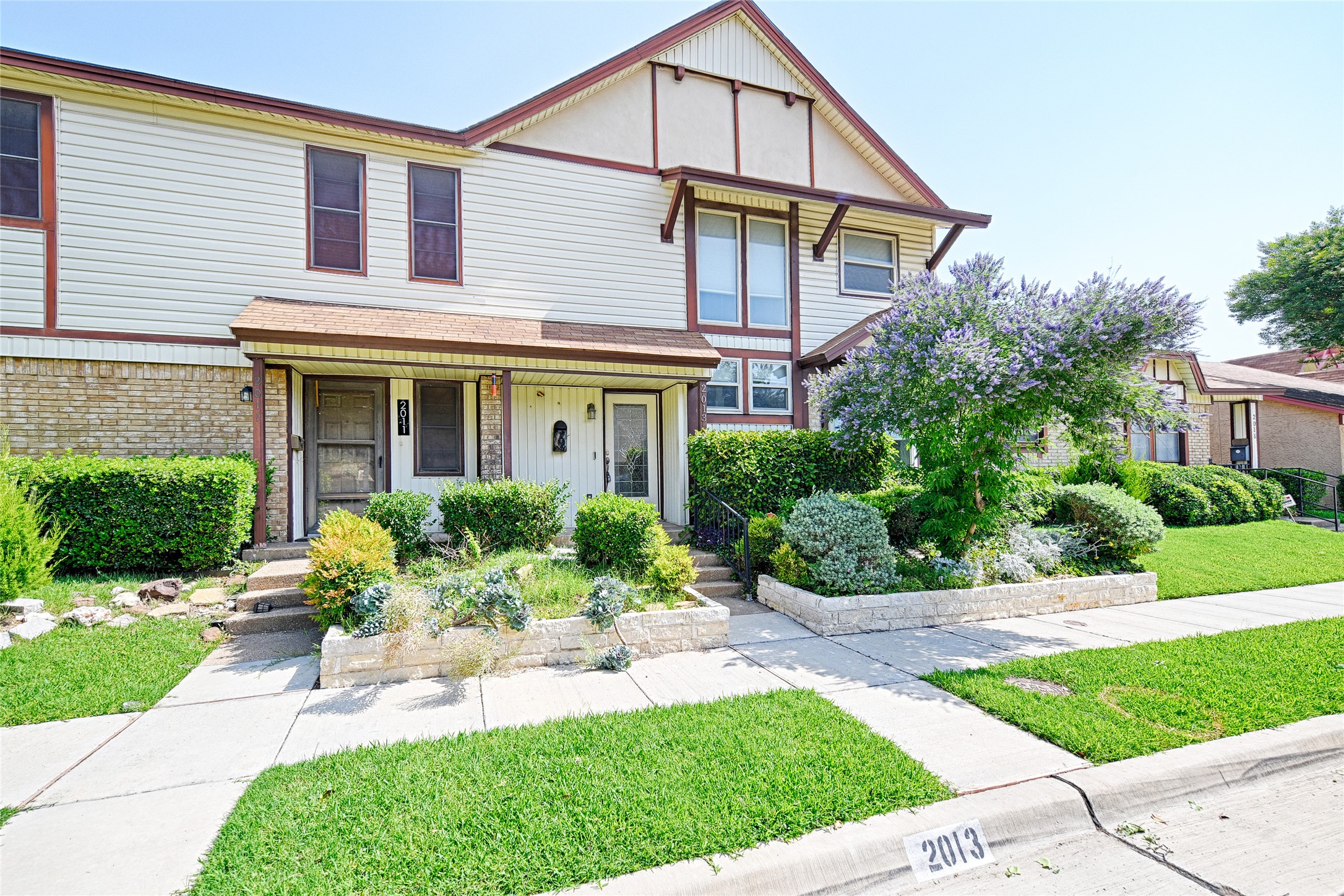 2013 Clubview Drive Carrollton TX 75006