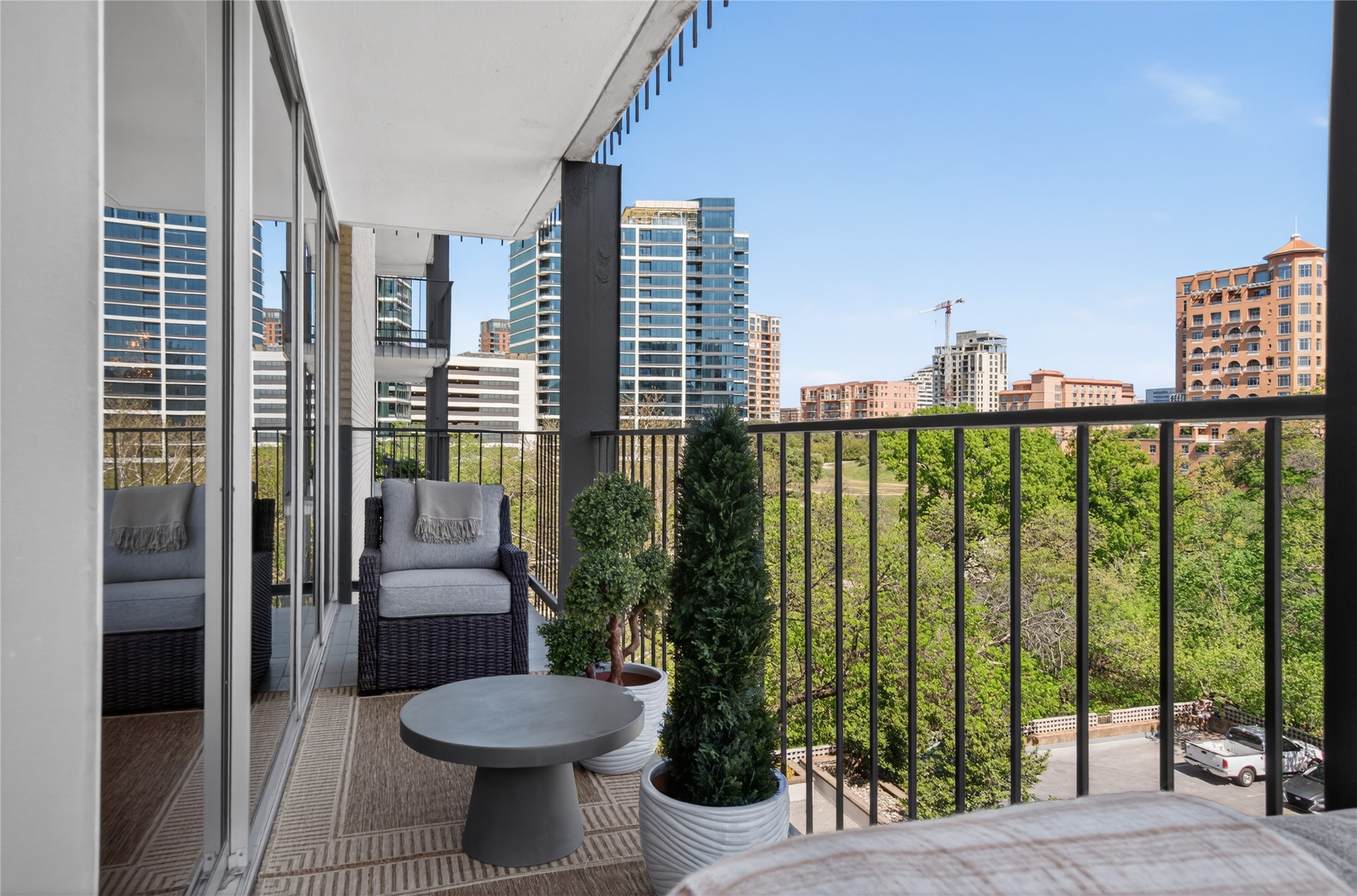 3310 Fairmount Street Dallas TX 75201