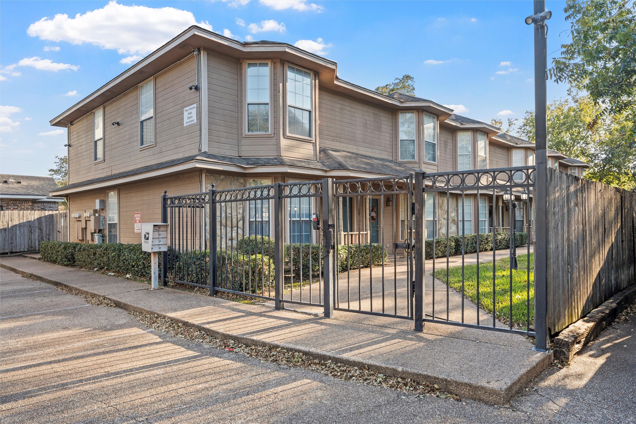 2009 S 10th Street Waco TX 76706