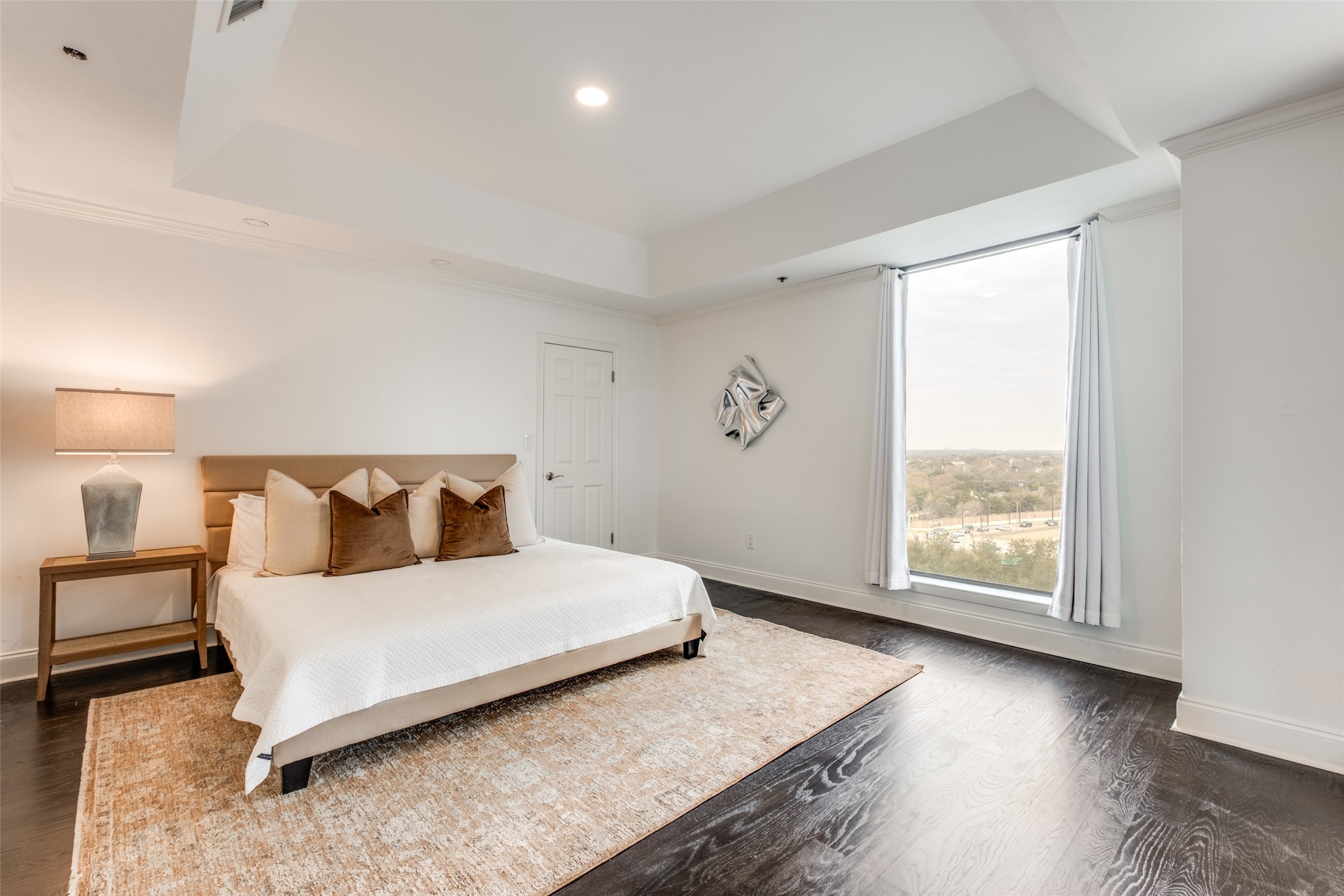 5909 Luther Lane Dallas TX 75225