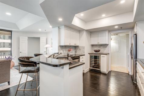 5909 Luther Lane Dallas TX 75225