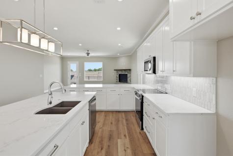 5126 Country Club Drive Granbury TX 76049