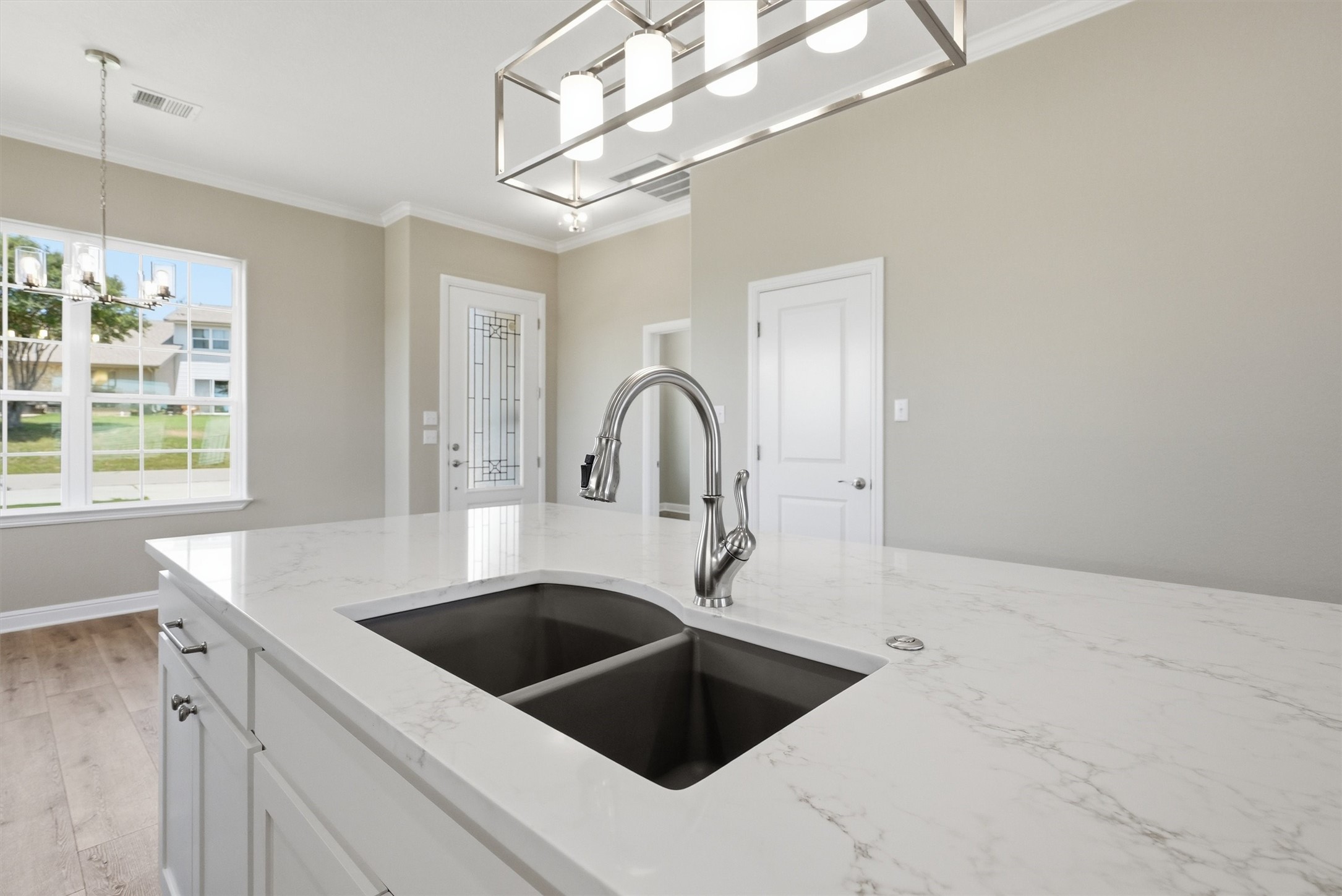 5126 Country Club Drive Granbury TX 76049