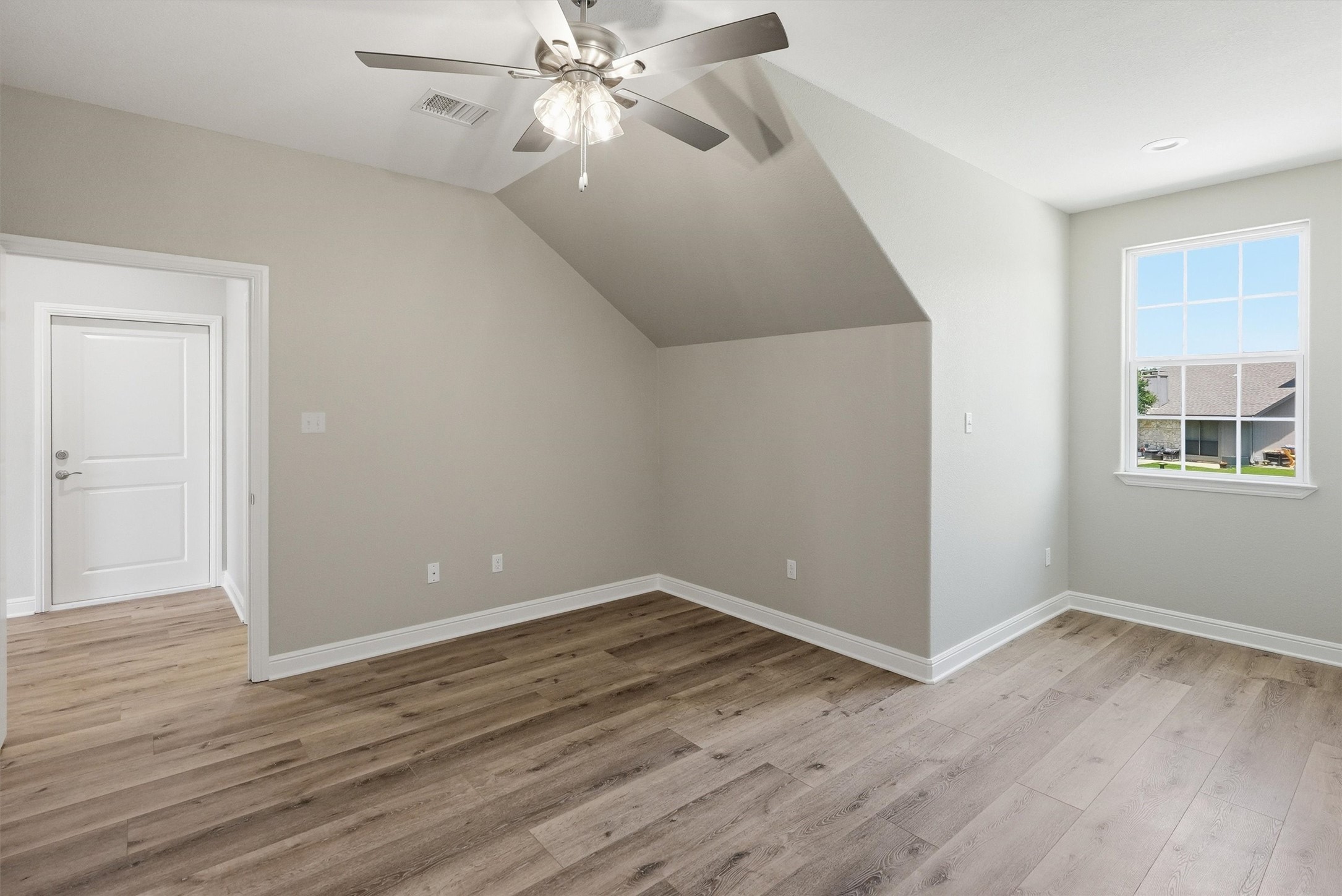 5126 Country Club Drive Granbury TX 76049