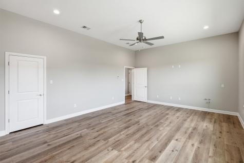 5126 Country Club Drive Granbury TX 76049