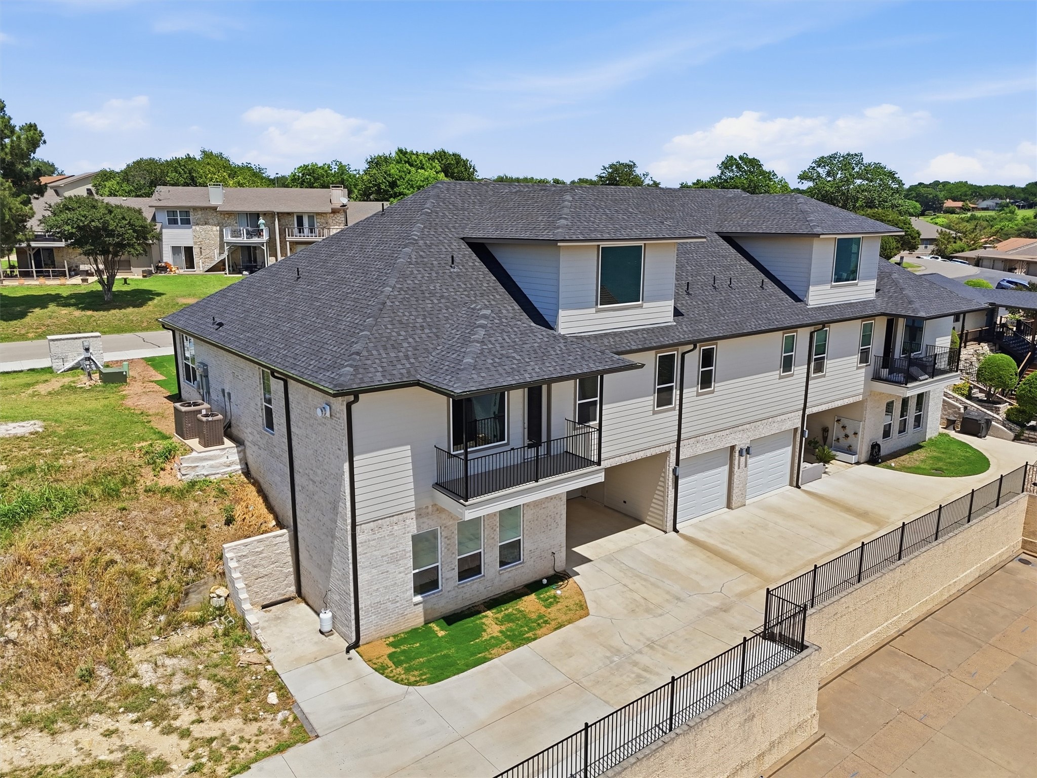 5126 Country Club Drive Granbury TX 76049