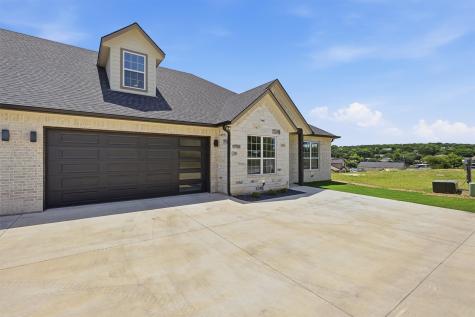 5126 Country Club Drive Granbury TX 76049