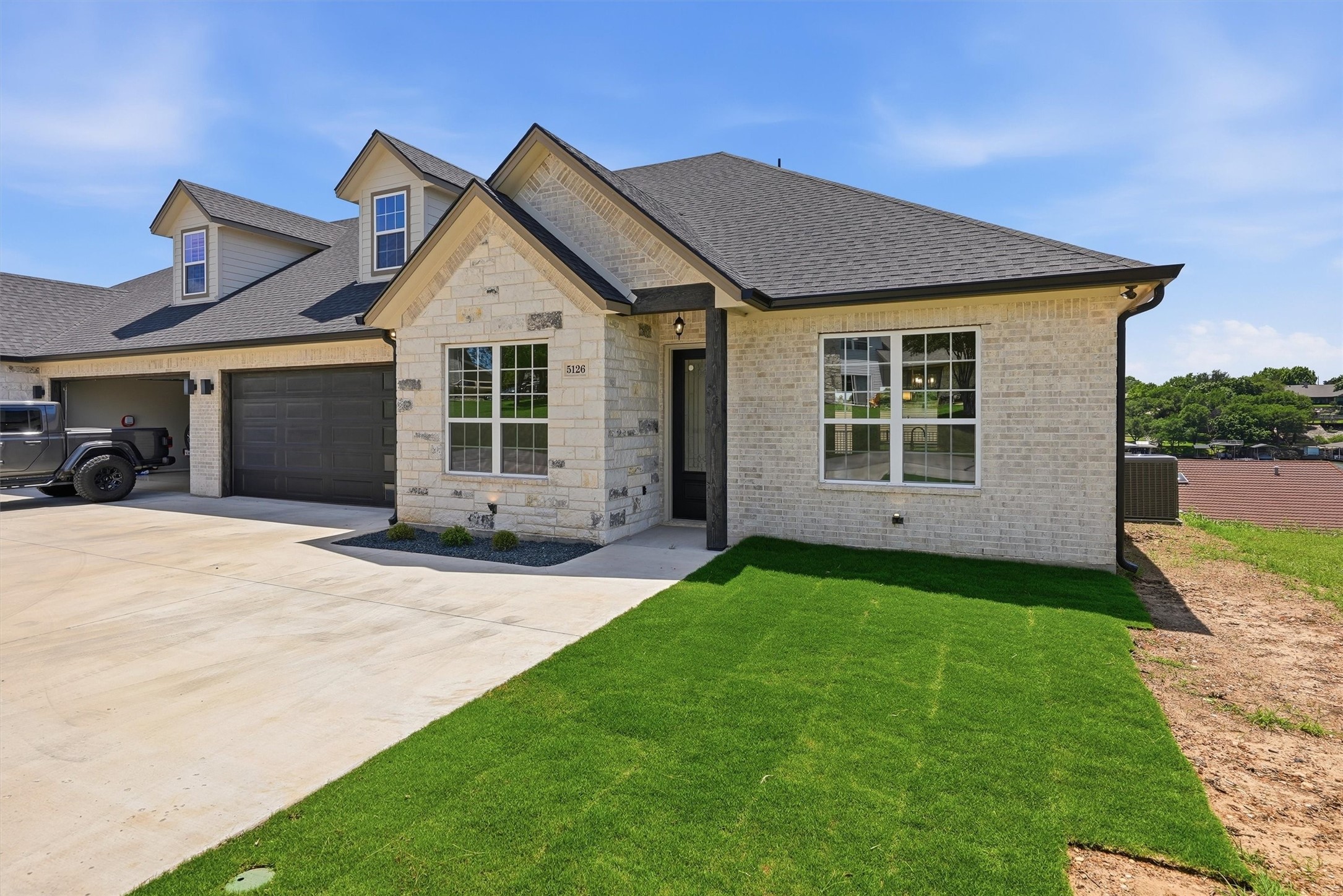 5126 Country Club Drive Granbury TX 76049