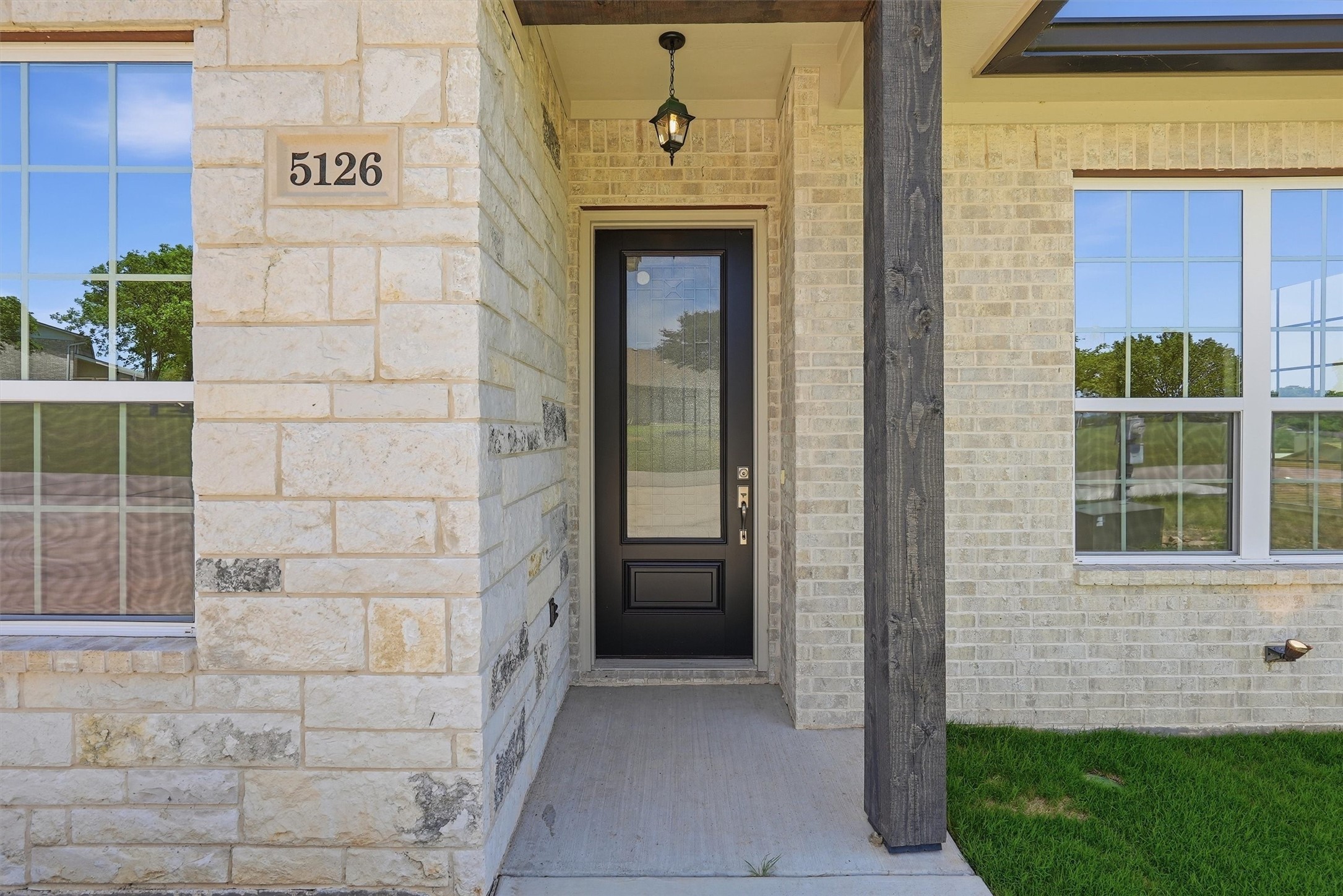 5126 Country Club Drive Granbury TX 76049