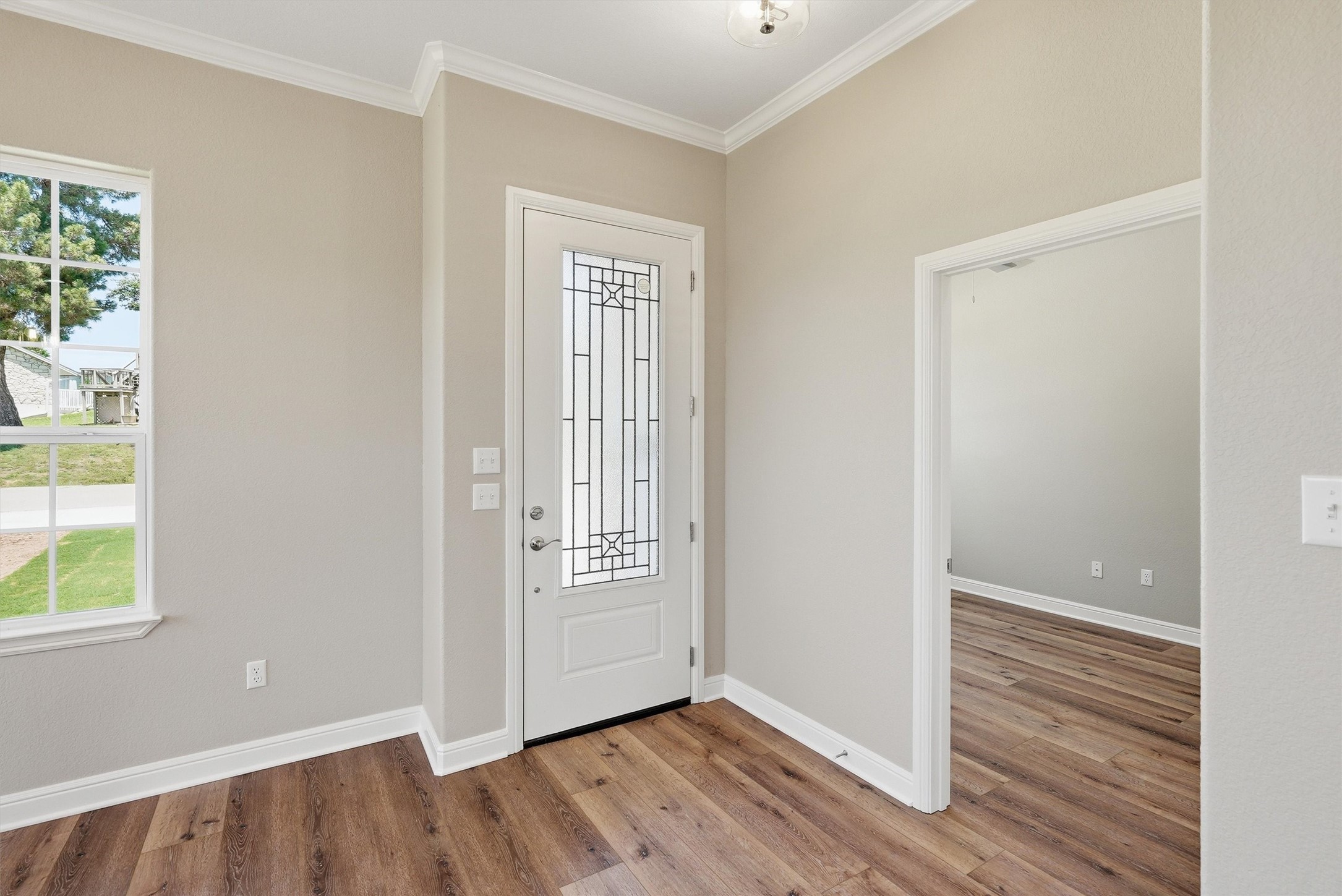 5126 Country Club Drive Granbury TX 76049