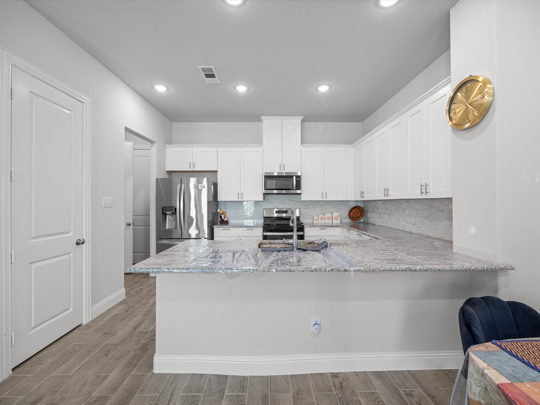 1521 Wittington Place Farmers Branch TX 75234