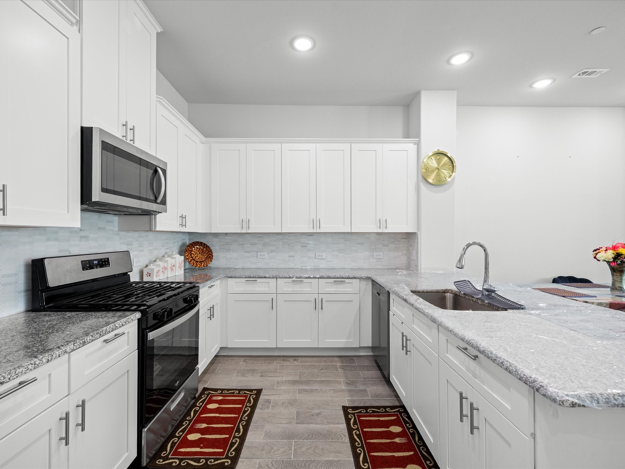 1521 Wittington Place Farmers Branch TX 75234